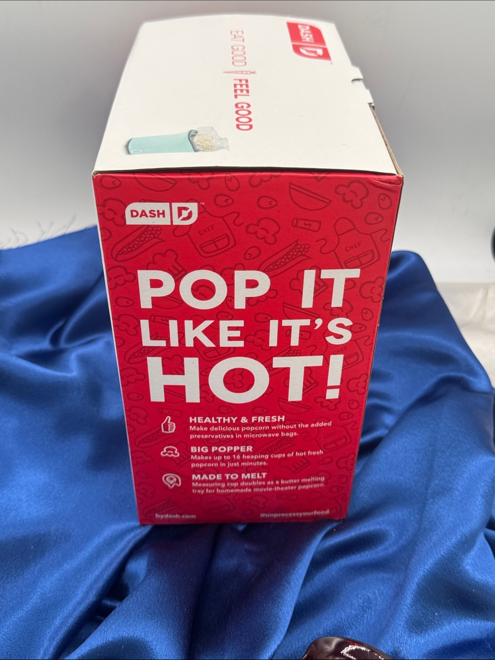 Dash Fresh Pop Hot Air Popcorn Maker in Mint NIB - Picture 2 of 5